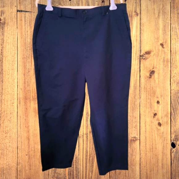 DOCKERS Flat Front Khakis Navy Blue Size 18 x 31"  xlnt condition - Picture 1 of 4
